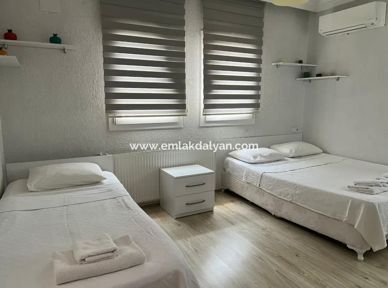 Dalyan'da Köşebaşı 600M2 Arsa İçerisinde 3+1 Satılık Villa