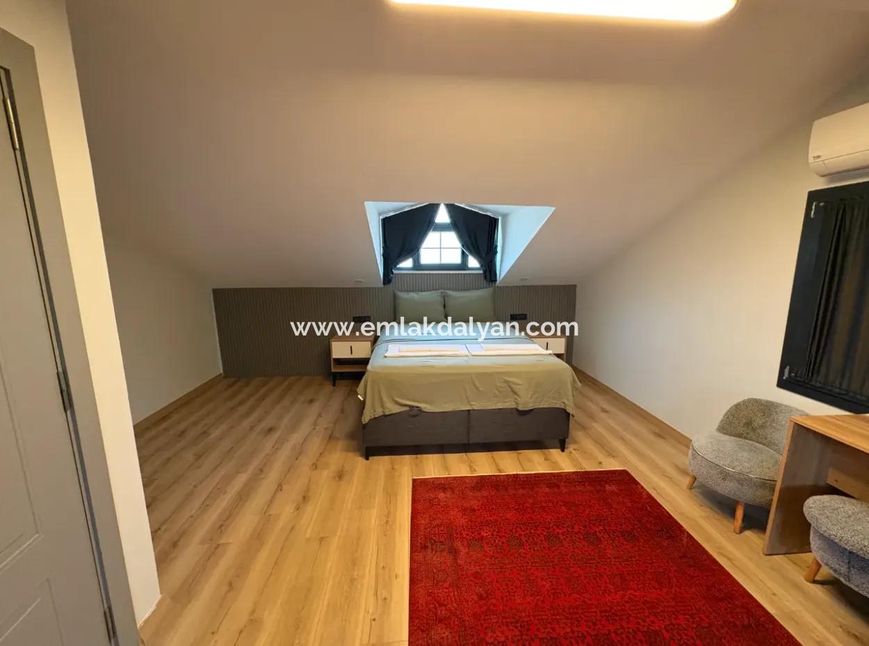 Dalyan'da Gülpınar'da Satılık 4+1 Villa