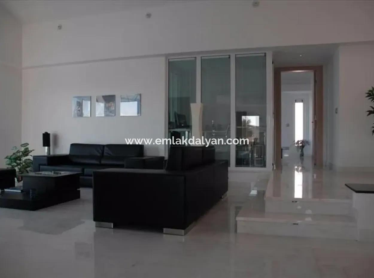 Kaş Denize Sıfır Satılık Villa Meyis Adasına Ve Deniz Manzaralı Satılık Villa