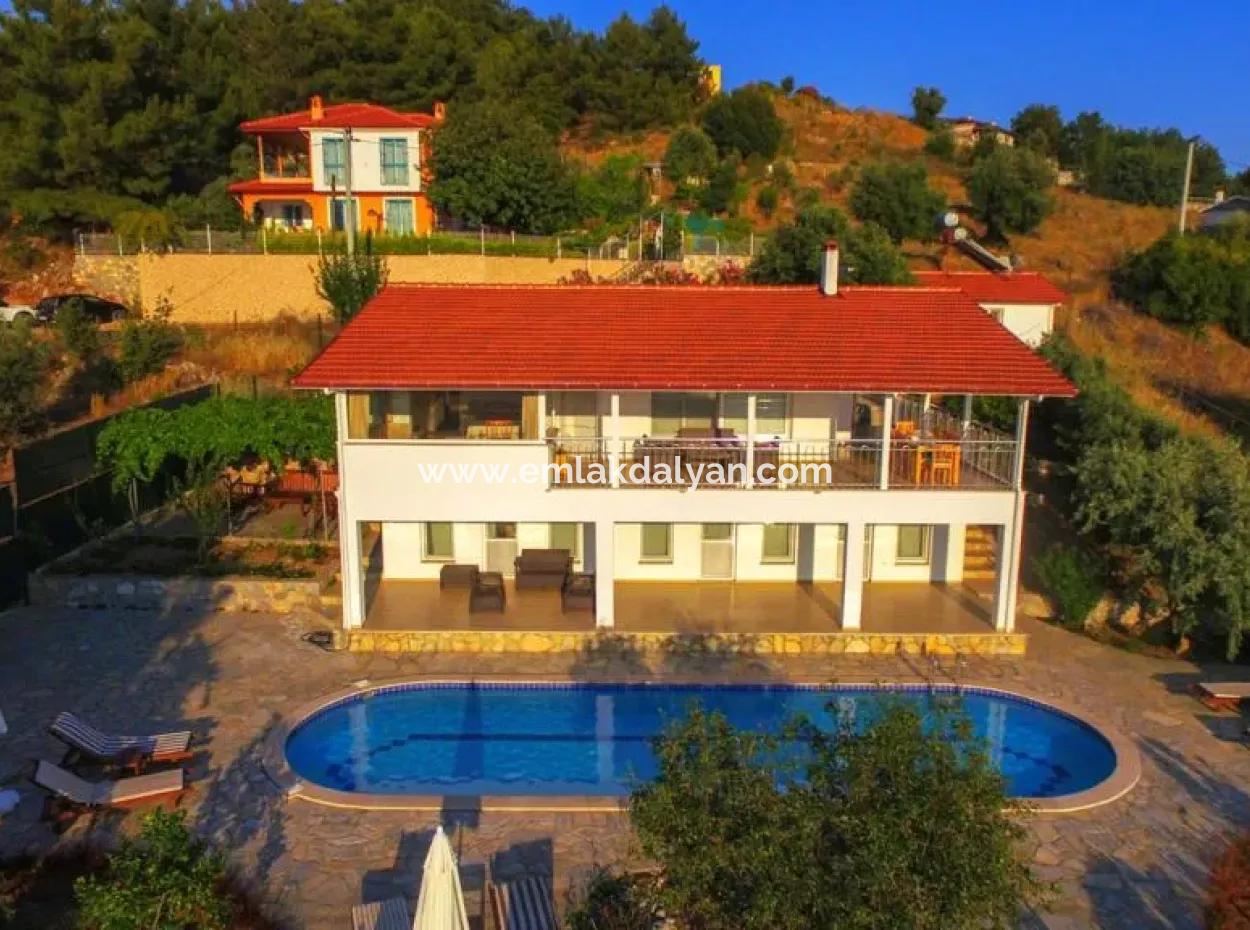 Gökbel Deniz Manzaralı 4+1 Satılık Villa