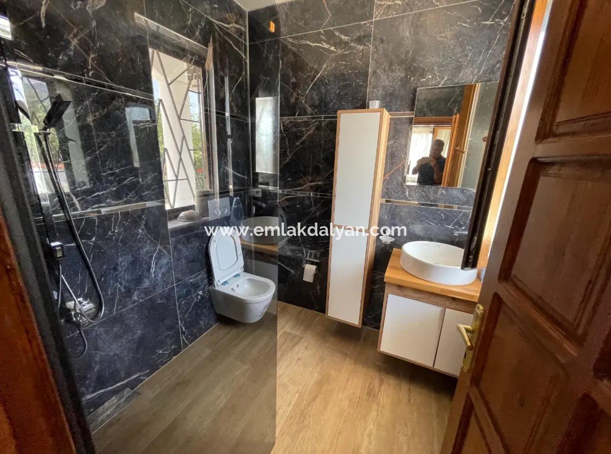 Dalyan 7000M2 Arsa İçinde 4+1 Satılık Lüks Villa