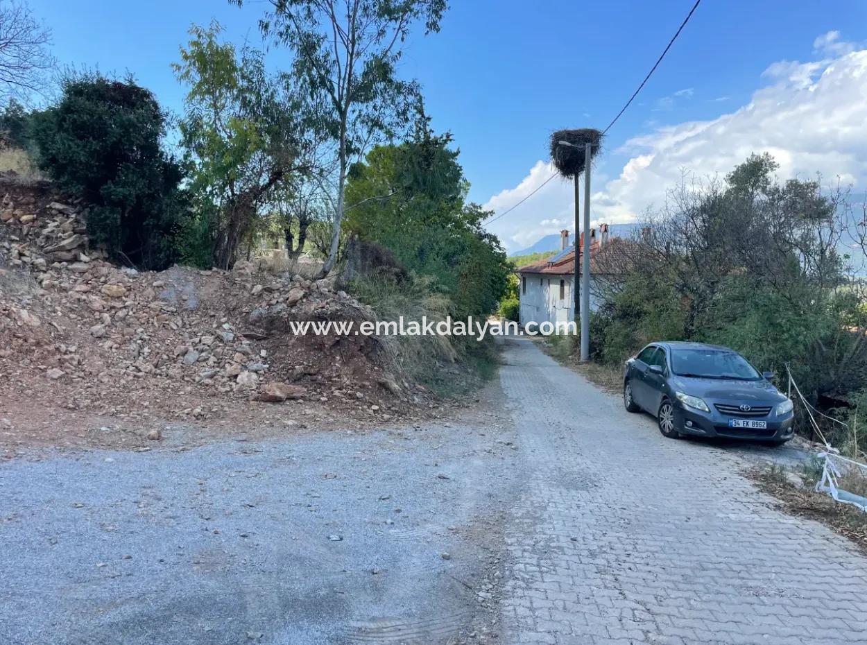 Akçapınar'da Deniz Manzaralı 500M2 İmarlı Satılık Arsa