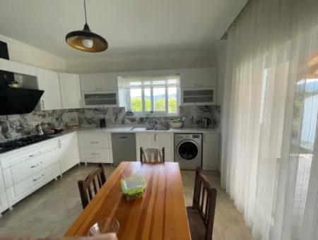 Eskiköyde 7120M2 Arsa İçinde Satılık Villa