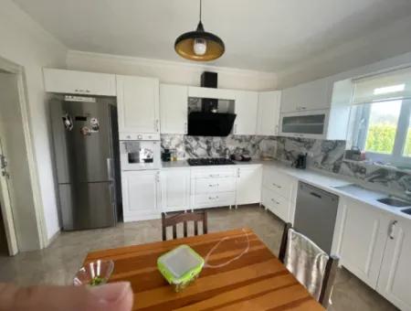 Eskiköyde 7120M2 Arsa İçinde Satılık Villa