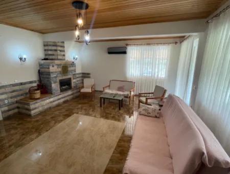 Eskiköyde 7120M2 Arsa İçinde Satılık Villa
