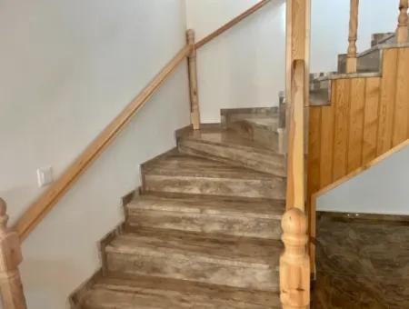 Eskiköyde 7120M2 Arsa İçinde Satılık Villa