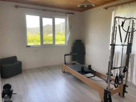 Eskiköyde 7120M2 Arsa İçinde Satılık Villa