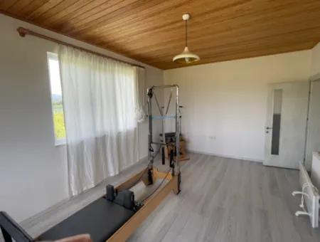 Eskiköyde 7120M2 Arsa İçinde Satılık Villa