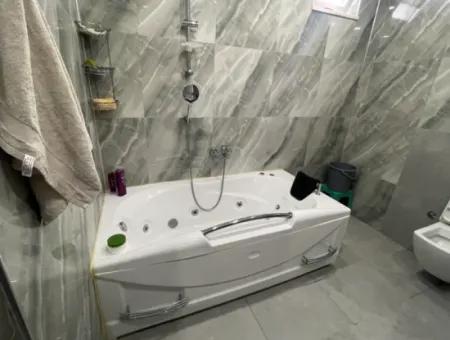 Eskiköyde 7120M2 Arsa İçinde Satılık Villa