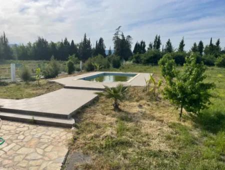 Eskiköyde 7120M2 Arsa İçinde Satılık Villa
