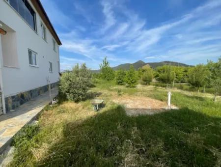 Eskiköyde 7120M2 Arsa İçinde Satılık Villa