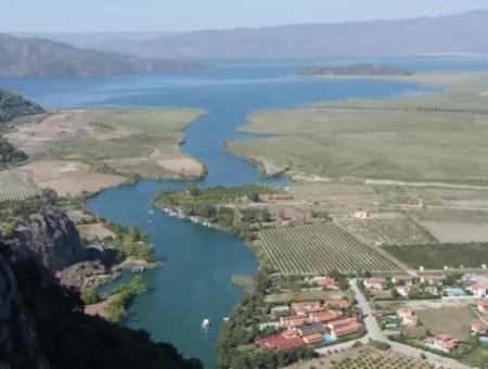 Çandır Satılık Arsa Köyceğiz Çandır Mahallesinde Kanala Sıfır Satılık Arsa Tarla