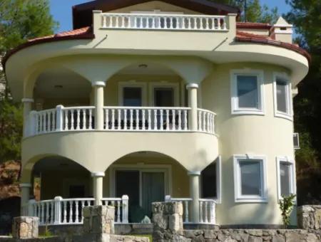 Dalaman Akkaya Satılık 4+1 Villa