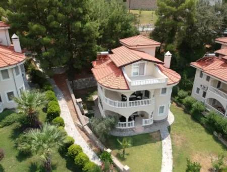 Dalaman Akkaya Satılık 4+1 Villa